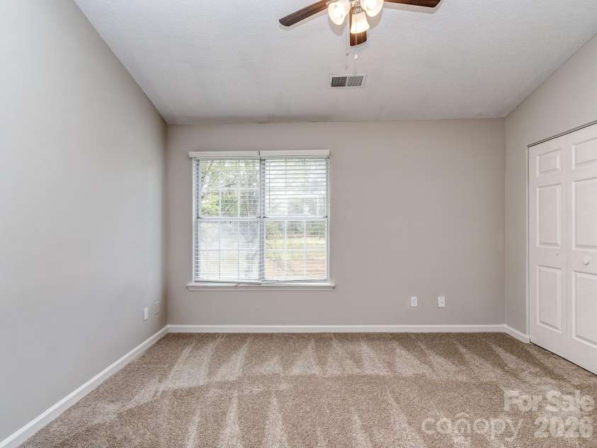 8211 Golf Ridge Drive, Charlotte, NC 28277.  MLS# CAR4365796, YatesRealty ID 12538. 