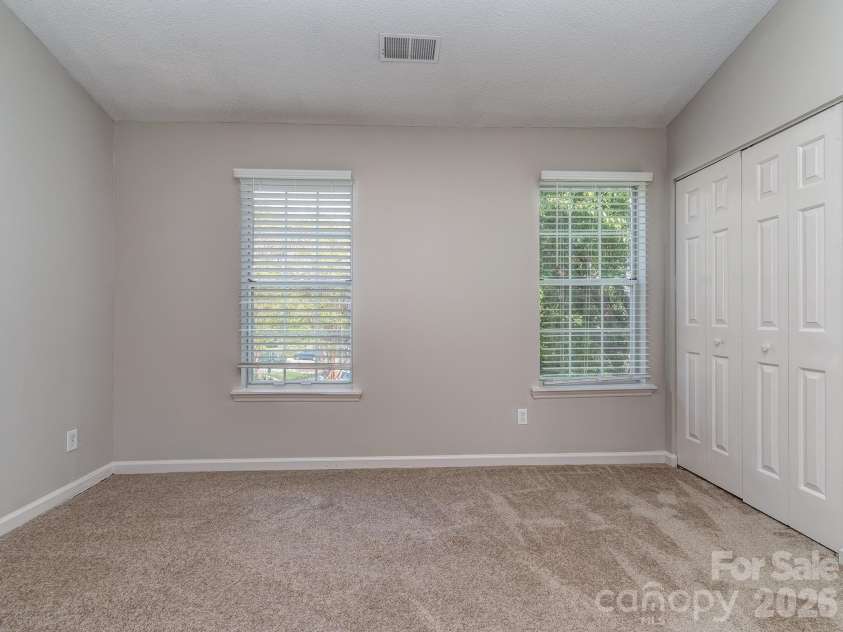 8211 Golf Ridge Drive, Charlotte, NC 28277.  MLS# CAR4365796, YatesRealty ID 12538. 