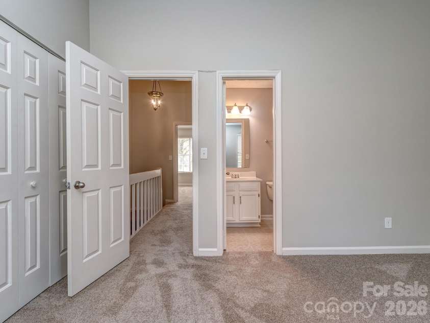 8211 Golf Ridge Drive, Charlotte, NC 28277.  MLS# CAR4365796, YatesRealty ID 12538. 