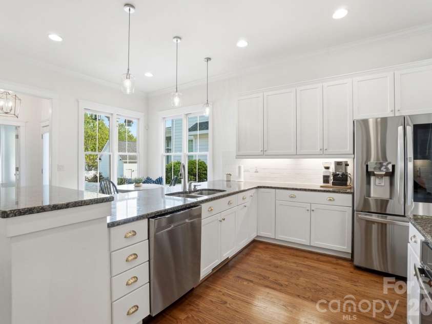 4333 Birkshire Heights, Fort Mill, SC 29708.  MLS# CAR4367849, YatesRealty ID 12539. 