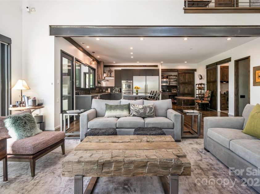 94 Laurel Ledge Way, Fletcher, NC 28732.  MLS# CAR4251091, YatesRealty ID 12539. 