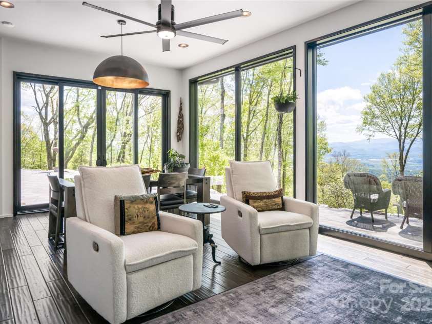 94 Laurel Ledge Way, Fletcher, NC 28732.  MLS# CAR4251091, YatesRealty ID 12539. 