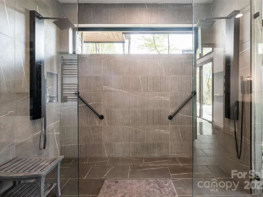 94 Laurel Ledge Way, Fletcher, NC 28732.  MLS# CAR4251091, YatesRealty ID 12539. 