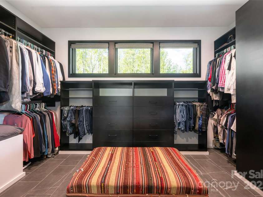 94 Laurel Ledge Way, Fletcher, NC 28732.  MLS# CAR4251091, YatesRealty ID 12539. 