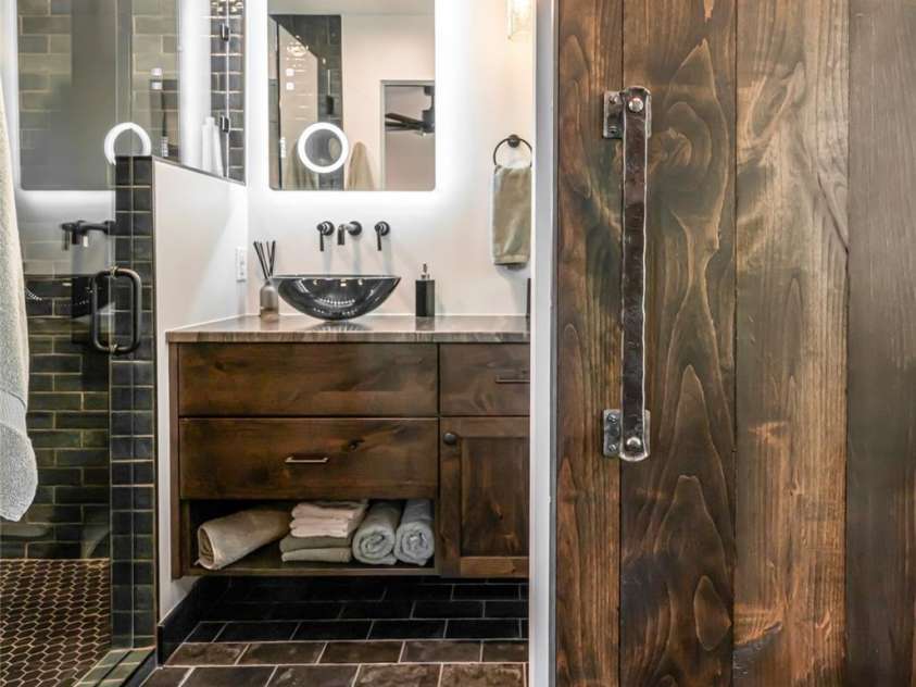 94 Laurel Ledge Way, Fletcher, NC 28732.  MLS# CAR4251091, YatesRealty ID 12539. 