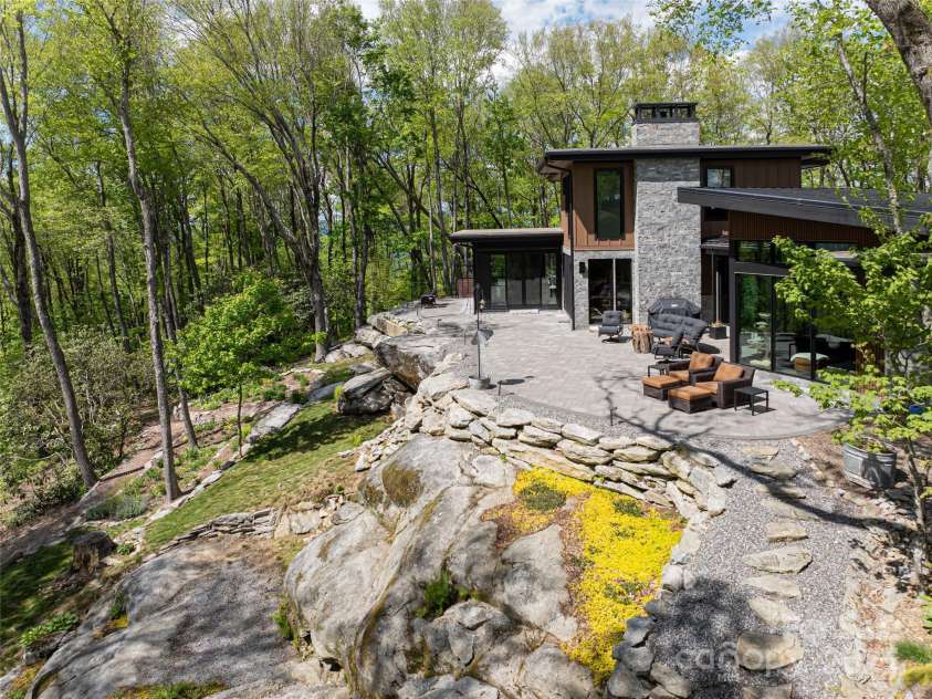 94 Laurel Ledge Way, Fletcher, NC 28732.  MLS# CAR4276300, YatesRealty ID 12539. 