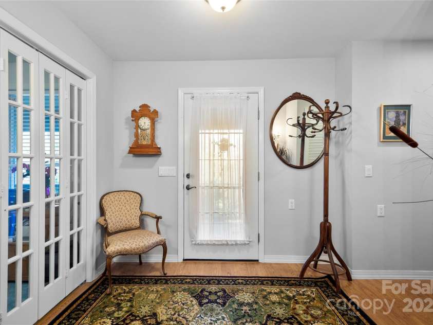 137 Echo Ridge, Maggie Valley, NC 28751.  MLS# CAR4327523, YatesRealty ID 1254. 