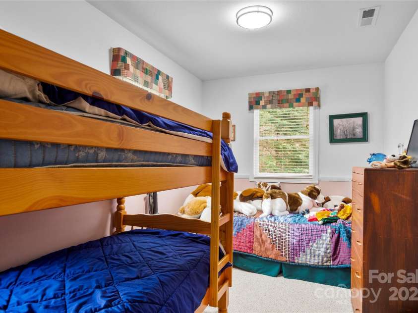 137 Echo Ridge, Maggie Valley, NC 28751.  MLS# CAR4327523, YatesRealty ID 1254. 