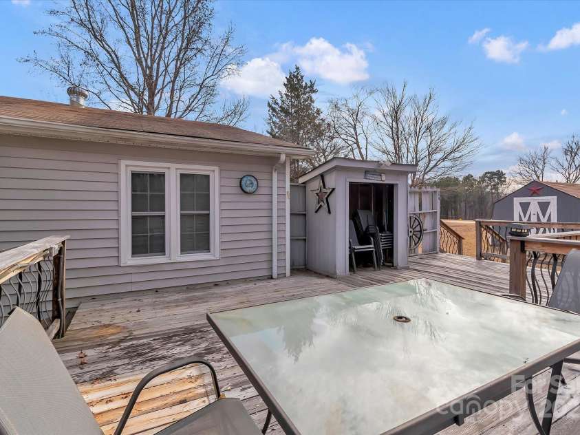 3015 Pageland Highway, Lancaster, SC 29720.  MLS# CAR4217759, YatesRealty ID 1254. 