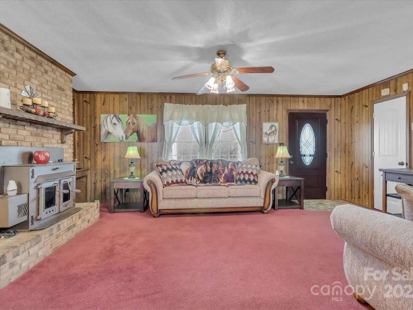 3015 Pageland Highway, Lancaster, SC 29720.  MLS# CAR4217759, YatesRealty ID 1254. 