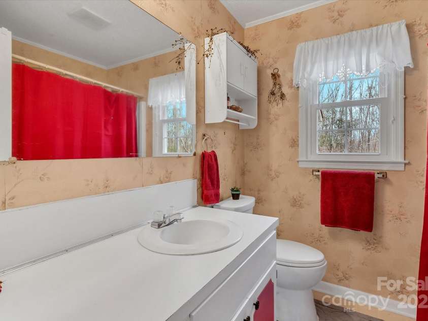 3015 Pageland Highway, Lancaster, SC 29720.  MLS# CAR4217759, YatesRealty ID 1254. 