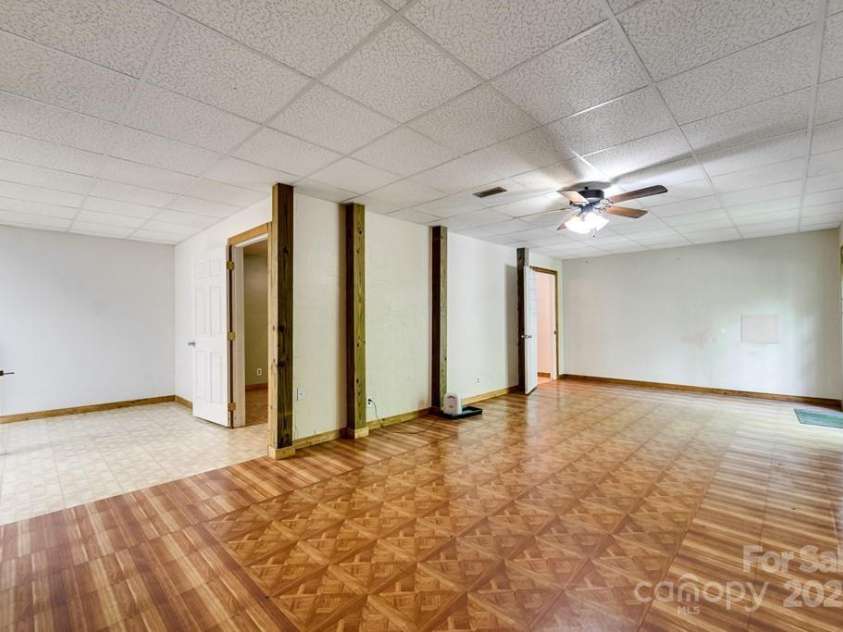 910 Hannah Mountain Road, Otto, NC 28763.  MLS# CAR4286271, YatesRealty ID 12540. 