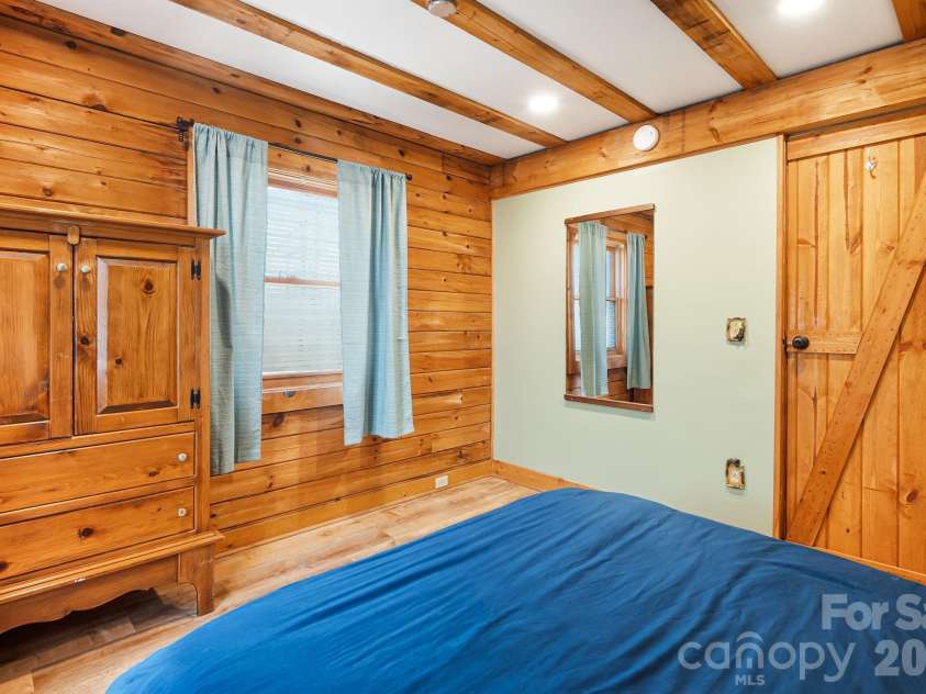 2977 Heath Peak Road, Waynesville, NC 28785.  MLS# CAR4351661, YatesRealty ID 12541. 