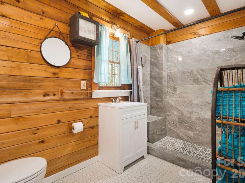 2977 Heath Peak Road, Waynesville, NC 28785.  MLS# CAR4351661, YatesRealty ID 12541. 