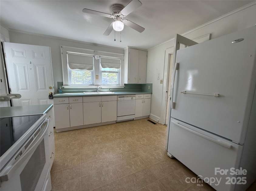 4787 Rock Barn Road, Claremont, NC 28610.  MLS# CAR4247098, YatesRealty ID 12541. 