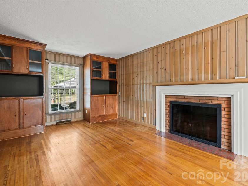 10670 Troutman Road, Midland, NC 28107.  MLS# CAR4367006, YatesRealty ID 12543. 