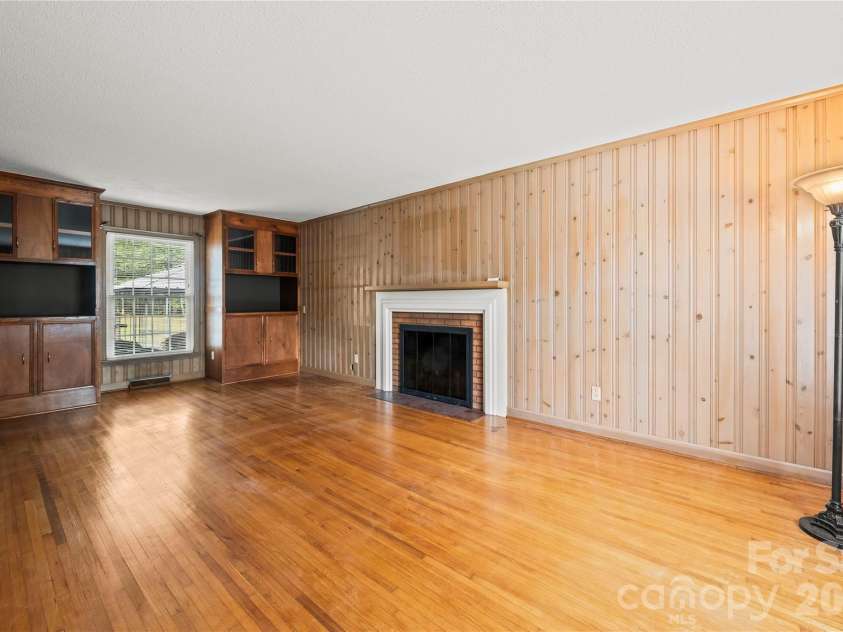 10670 Troutman Road, Midland, NC 28107.  MLS# CAR4367006, YatesRealty ID 12543. 