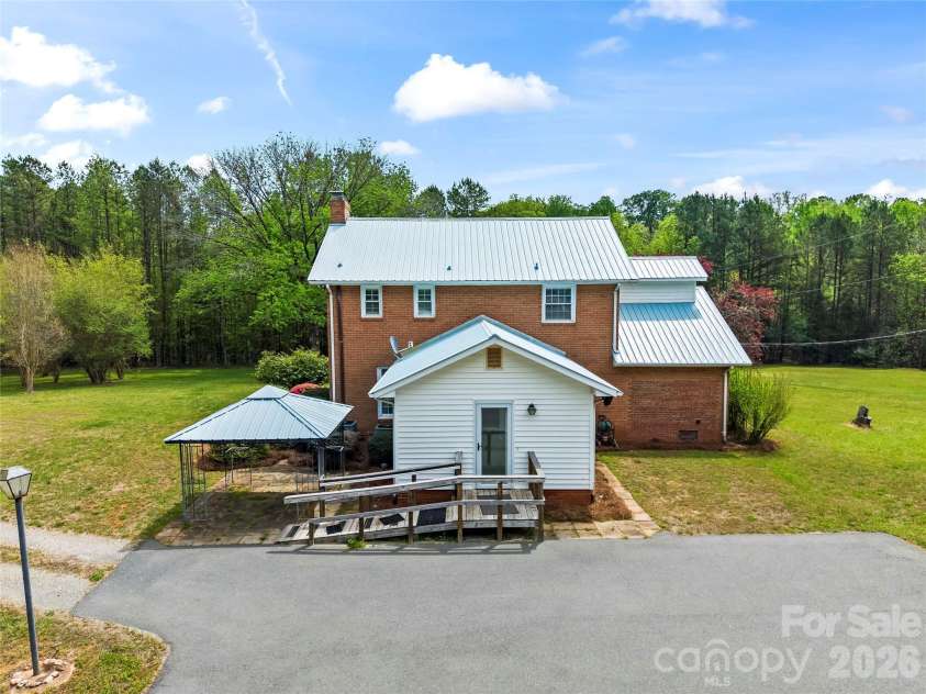 10670 Troutman Road, Midland, NC 28107.  MLS# CAR4367006, YatesRealty ID 12543. 