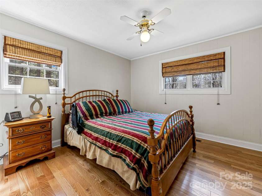 160 Tanglewood Heights, Brevard, NC 28712.  MLS# CAR4230494, YatesRealty ID 12544. 