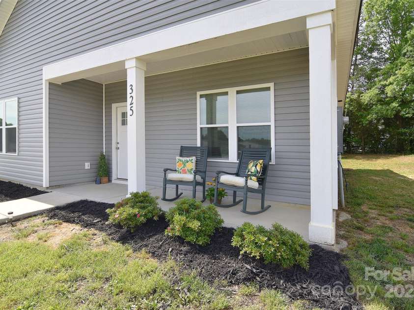 325 Cornwall Drive, Salisbury, NC 28147.  MLS# CAR4256111, YatesRealty ID 12544. 