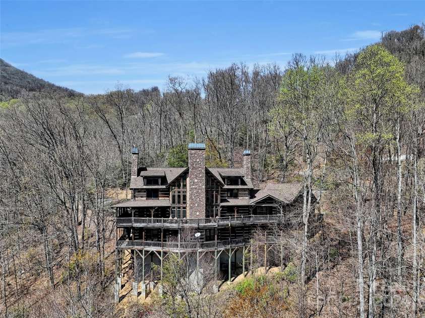149 Trout Lily Lane, Maggie Valley, NC 28751.  MLS# CAR4141912, YatesRealty ID 12545. 