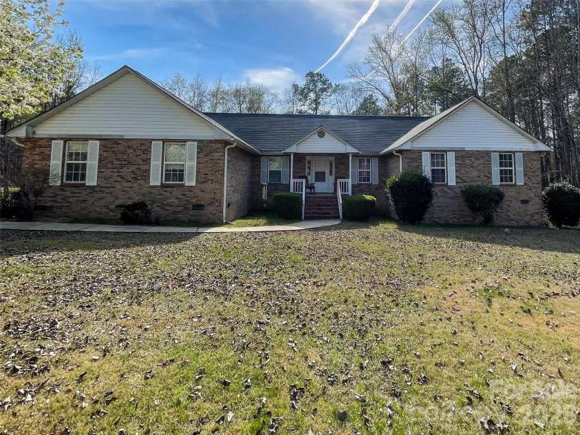 3271 Ebenezer Church Road, Camden, SC 29020.  MLS# CAR4353281, YatesRealty ID 12545. 