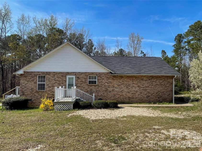 3271 Ebenezer Church Road, Camden, SC 29020.  MLS# CAR4353281, YatesRealty ID 12545. 