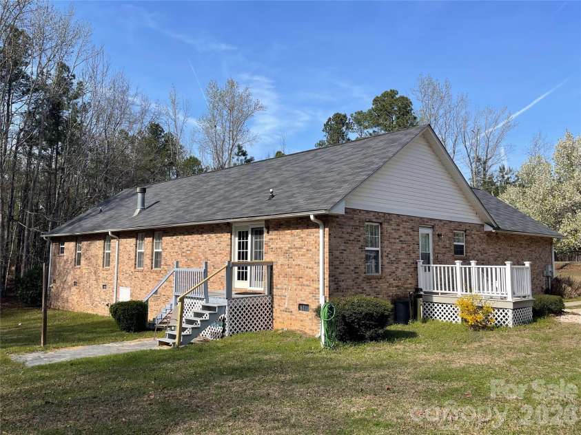 3271 Ebenezer Church Road, Camden, SC 29020.  MLS# CAR4353281, YatesRealty ID 12545. 