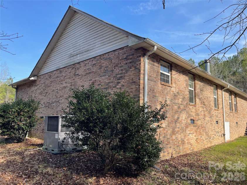 3271 Ebenezer Church Road, Camden, SC 29020.  MLS# CAR4353281, YatesRealty ID 12545. 