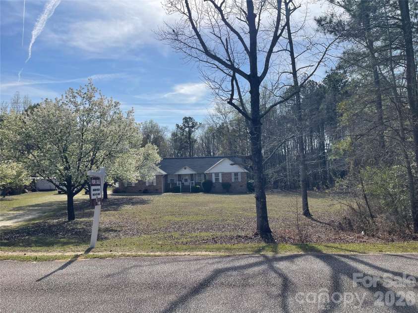 3271 Ebenezer Church Road, Camden, SC 29020.  MLS# CAR4353281, YatesRealty ID 12545. 