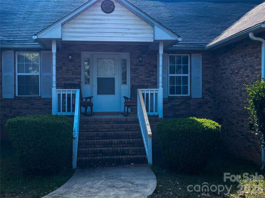 3271 Ebenezer Church Road, Camden, SC 29020.  MLS# CAR4353281, YatesRealty ID 12545. 