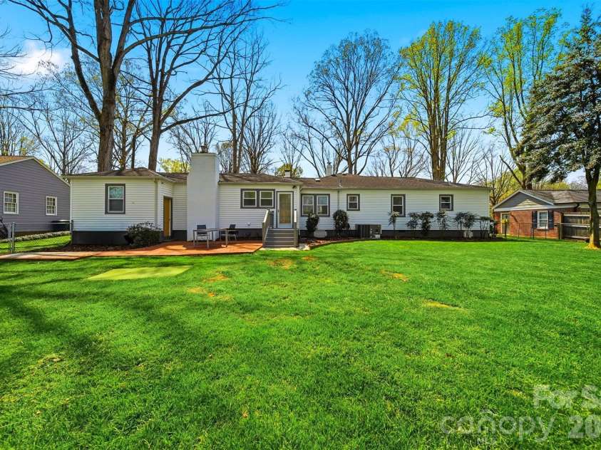 203 8th Street, Conover, NC 28613.  MLS# CAR4361220, YatesRealty ID 12547. 