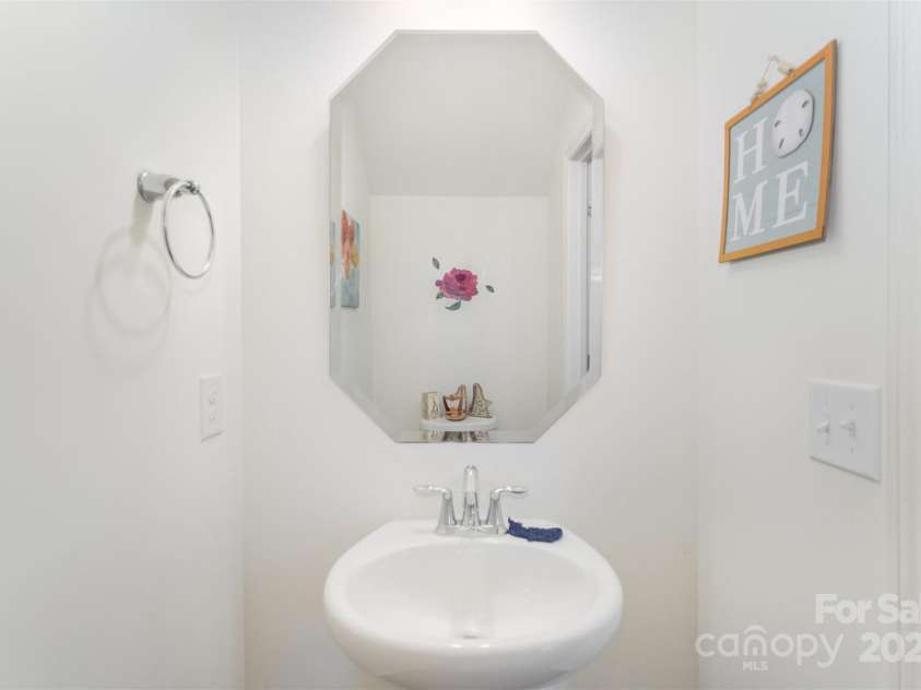 40154 Crooked Stick Drive, Lancaster, SC 29720.  MLS# CAR4257498, YatesRealty ID 12547. 