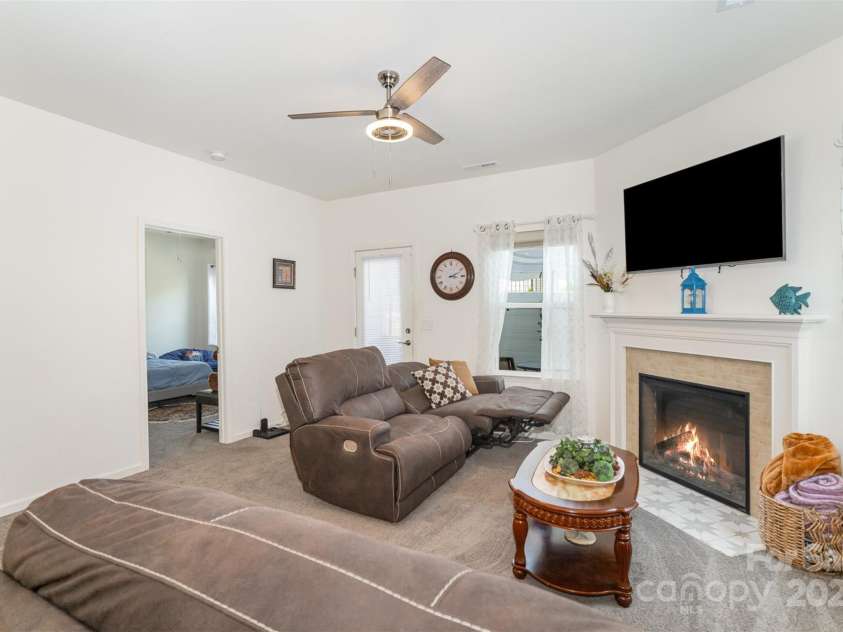 40154 Crooked Stick Drive, Lancaster, SC 29720.  MLS# CAR4257498, YatesRealty ID 12547. 