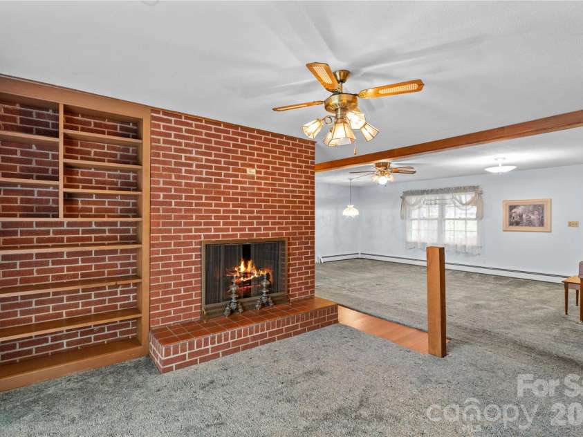 117 Jo Monni Loop, Statesville, NC 28625.  MLS# CAR4367067, YatesRealty ID 12548. 