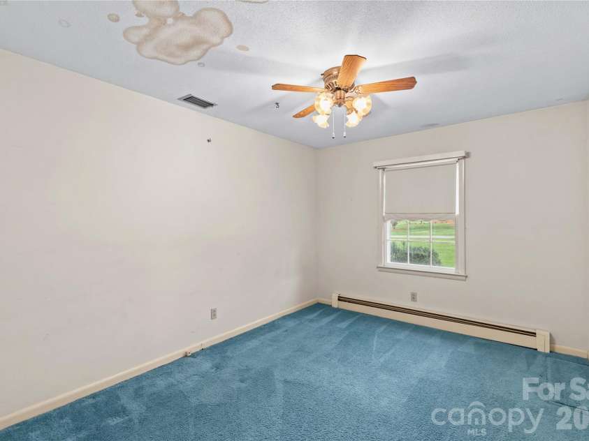 117 Jo Monni Loop, Statesville, NC 28625.  MLS# CAR4367067, YatesRealty ID 12548. 