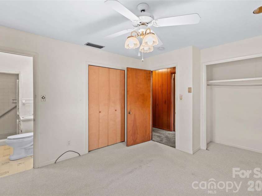 117 Jo Monni Loop, Statesville, NC 28625.  MLS# CAR4367067, YatesRealty ID 12548. 