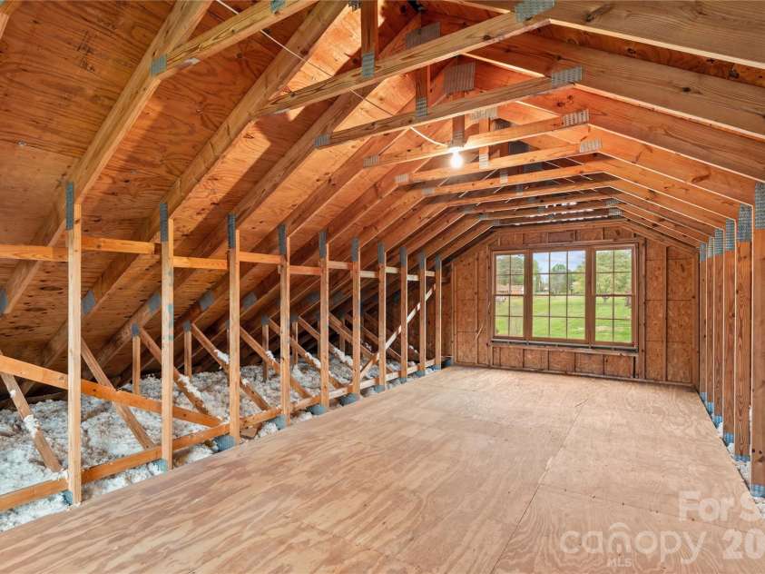 117 Jo Monni Loop, Statesville, NC 28625.  MLS# CAR4367067, YatesRealty ID 12548. 