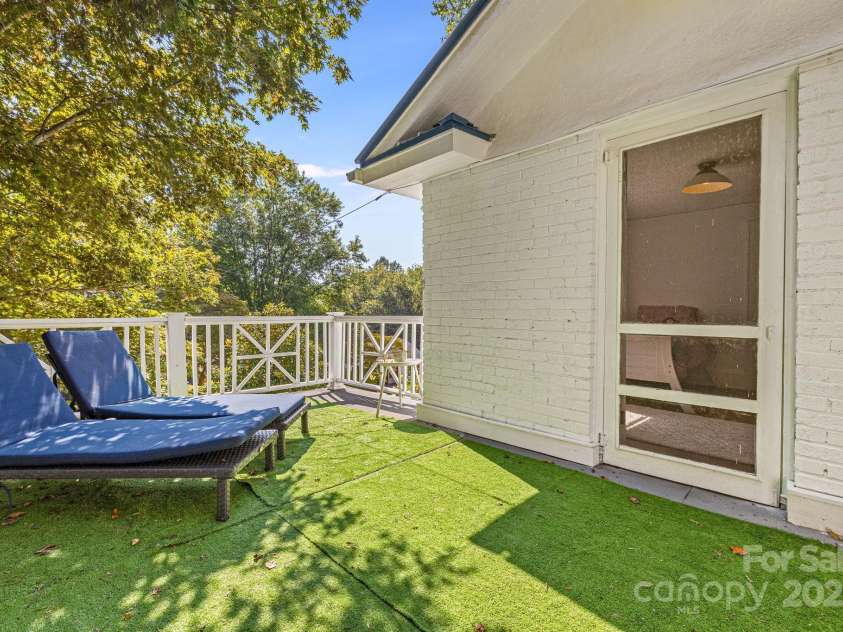 18 Robinwood Avenue, Asheville, NC 28806.  MLS# CAR4217226, YatesRealty ID 12548. How About this Roof Deck?!