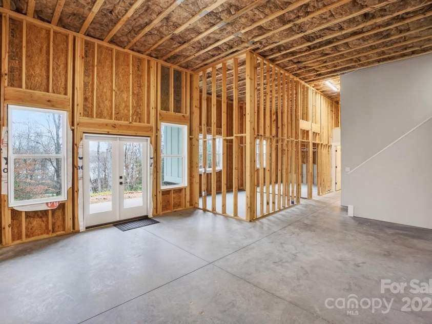 105 Sunset View Lane, Statesville, NC 28677.  MLS# CAR4322703, YatesRealty ID 12549. Basement