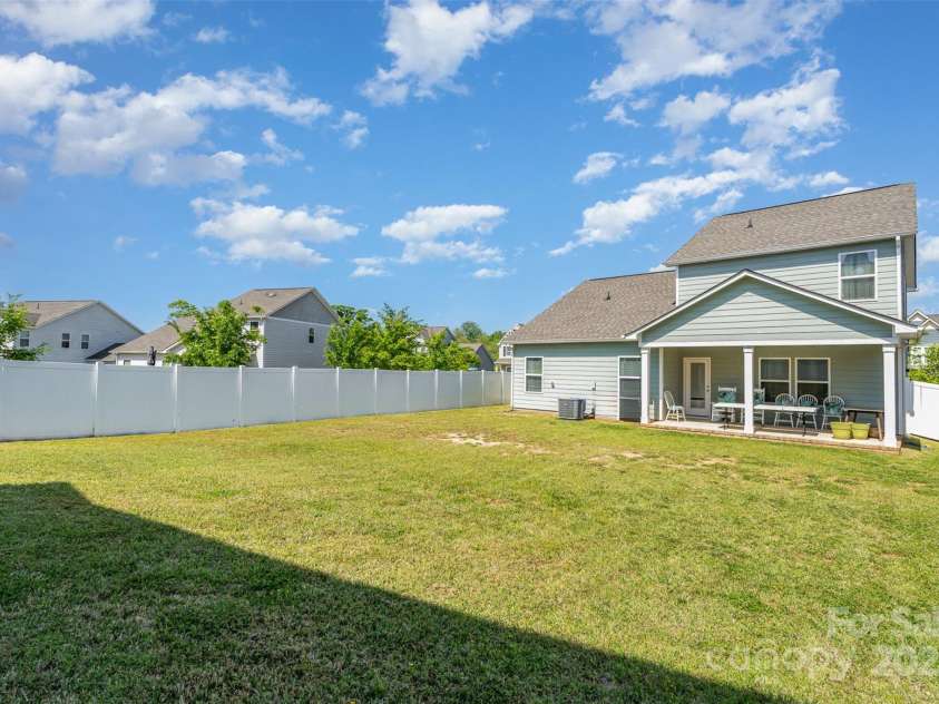 4406 Huntley Glen Drive, Pineville, NC 28134.  MLS# CAR4247479, YatesRealty ID 12549. 