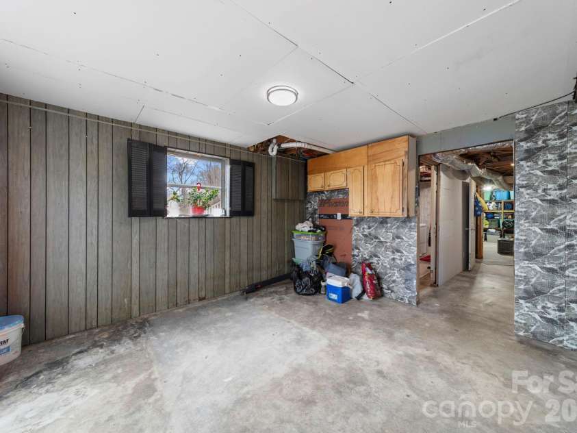 116 Hilltop Avenue, Valdese, NC 28690.  MLS# CAR4347043, YatesRealty ID 12550. 