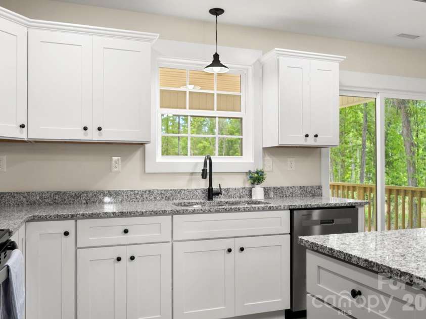 320 Sharon Road, York, SC 29745.  MLS# CAR4369530, YatesRealty ID 12552. 