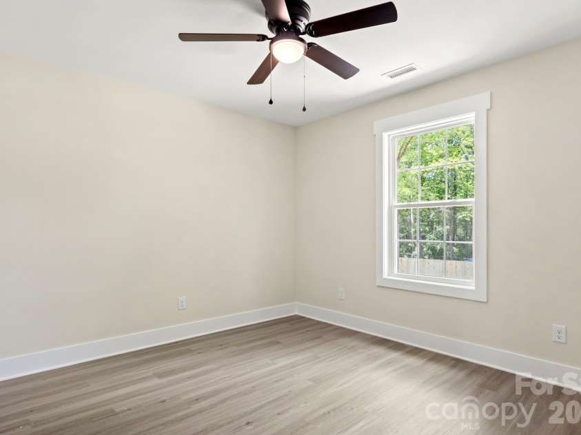 320 Sharon Road, York, SC 29745.  MLS# CAR4369530, YatesRealty ID 12552. 