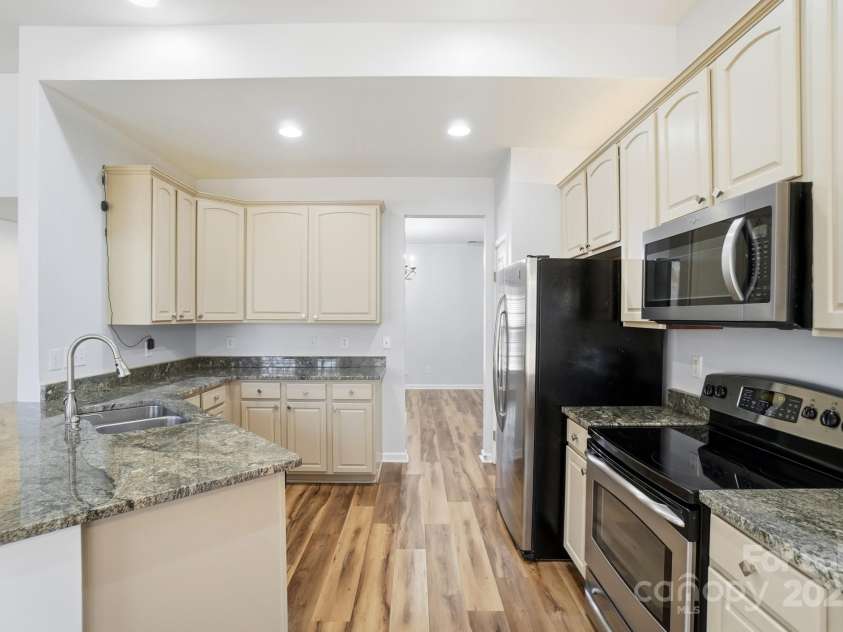 630 Springhouse Place, Clover, SC 29710.  MLS# CAR4278014, YatesRealty ID 12553. 