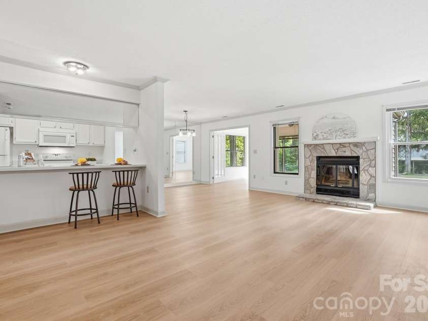 405 Sweetgum Drive, Fort Mill, SC 29715.  MLS# CAR4369831, YatesRealty ID 12556. 