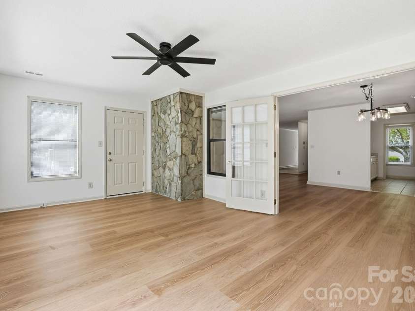 405 Sweetgum Drive, Fort Mill, SC 29715.  MLS# CAR4369831, YatesRealty ID 12556. 