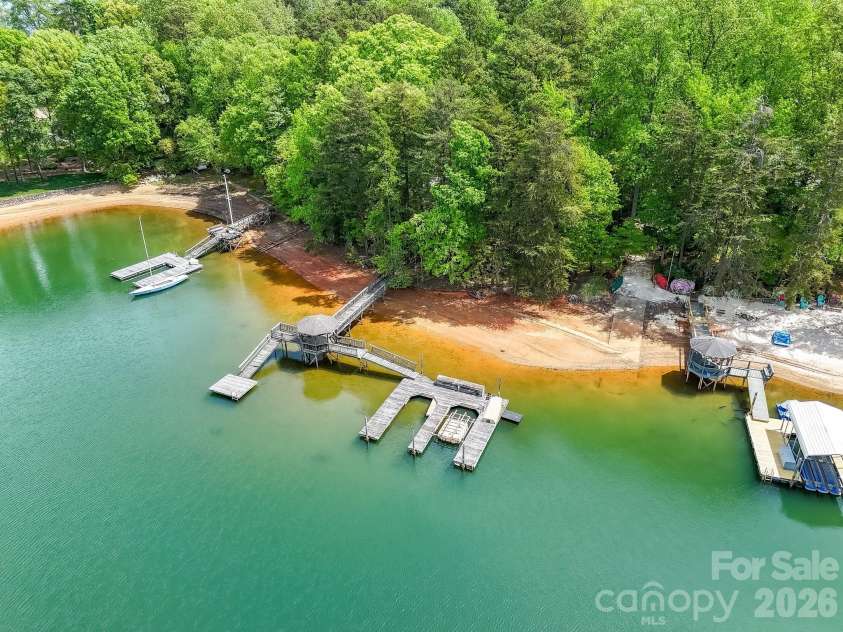 2862 Cherry Lane, Denver, NC 28037.  MLS# CAR4368364, YatesRealty ID 12557. 