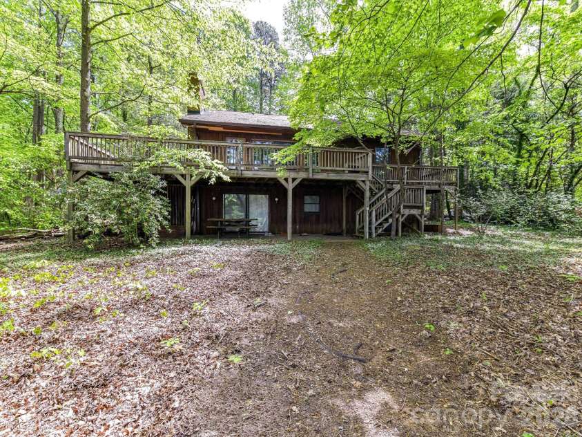 2862 Cherry Lane, Denver, NC 28037.  MLS# CAR4368364, YatesRealty ID 12557. 