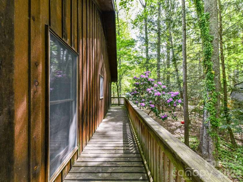 2862 Cherry Lane, Denver, NC 28037.  MLS# CAR4368364, YatesRealty ID 12557. 